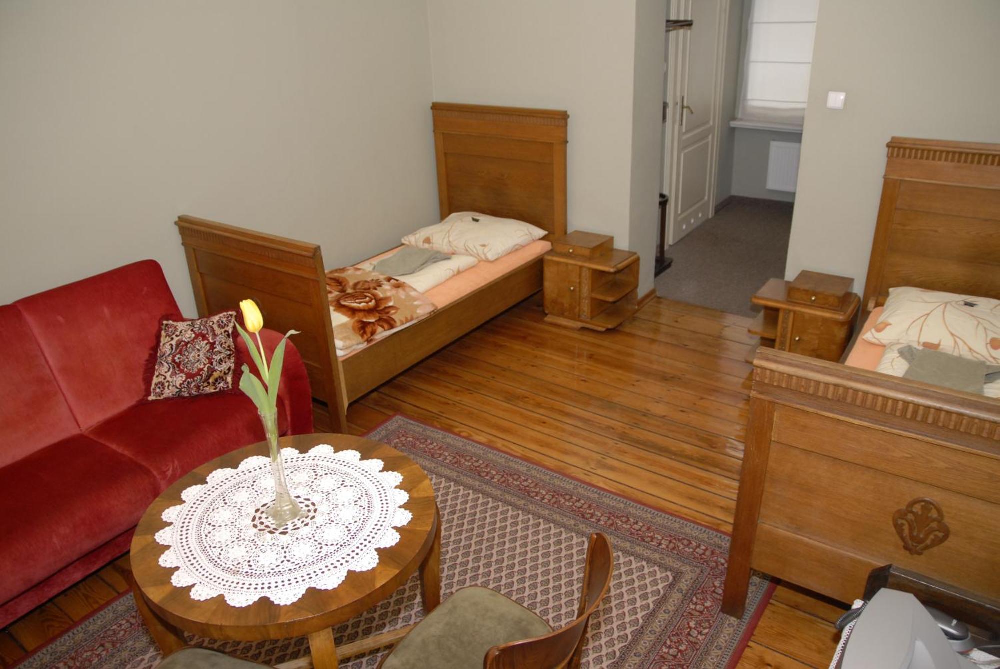 Hostel, Pokoje Goscinne Mleczarnia - Ozonowane Wroclaw Ngoại thất bức ảnh