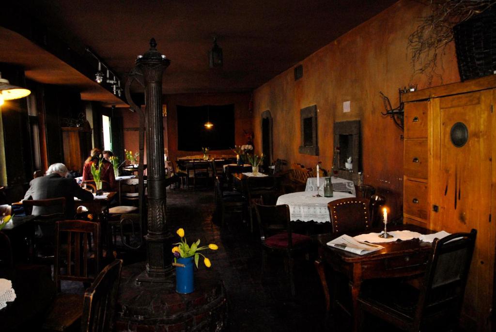 Hostel, Pokoje Goscinne Mleczarnia - Ozonowane Wroclaw Ngoại thất bức ảnh