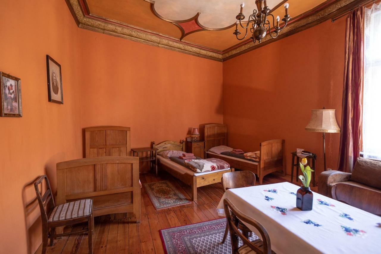 Hostel, Pokoje Goscinne Mleczarnia - Ozonowane Wroclaw Ngoại thất bức ảnh